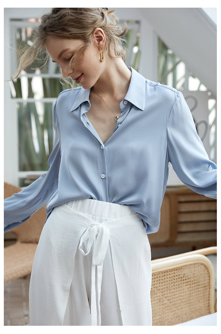 NoNothing  luxurious silk shirt in light blue – NoNothing Fashion