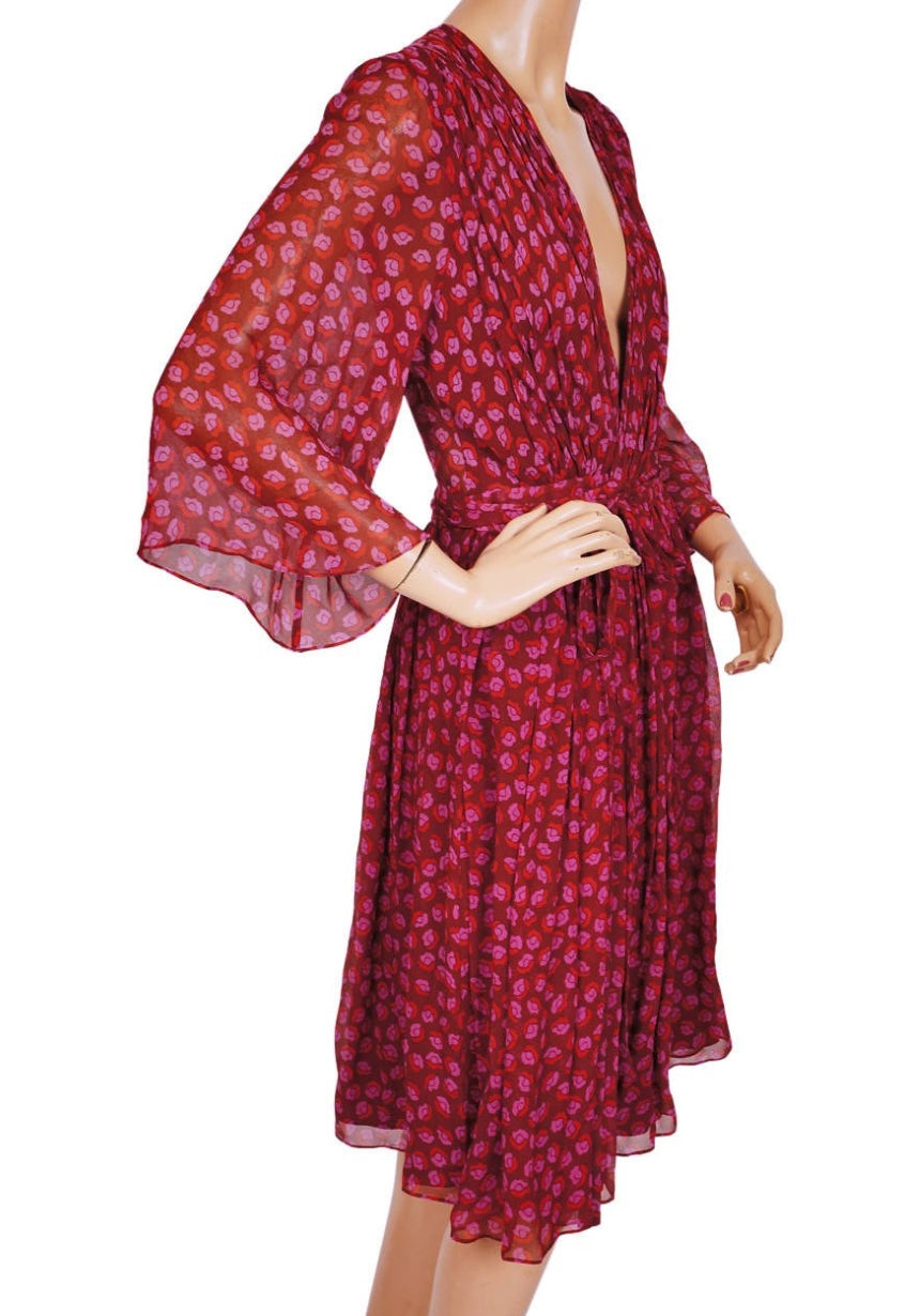 Red V-neck floral print 100% silk wrap dress