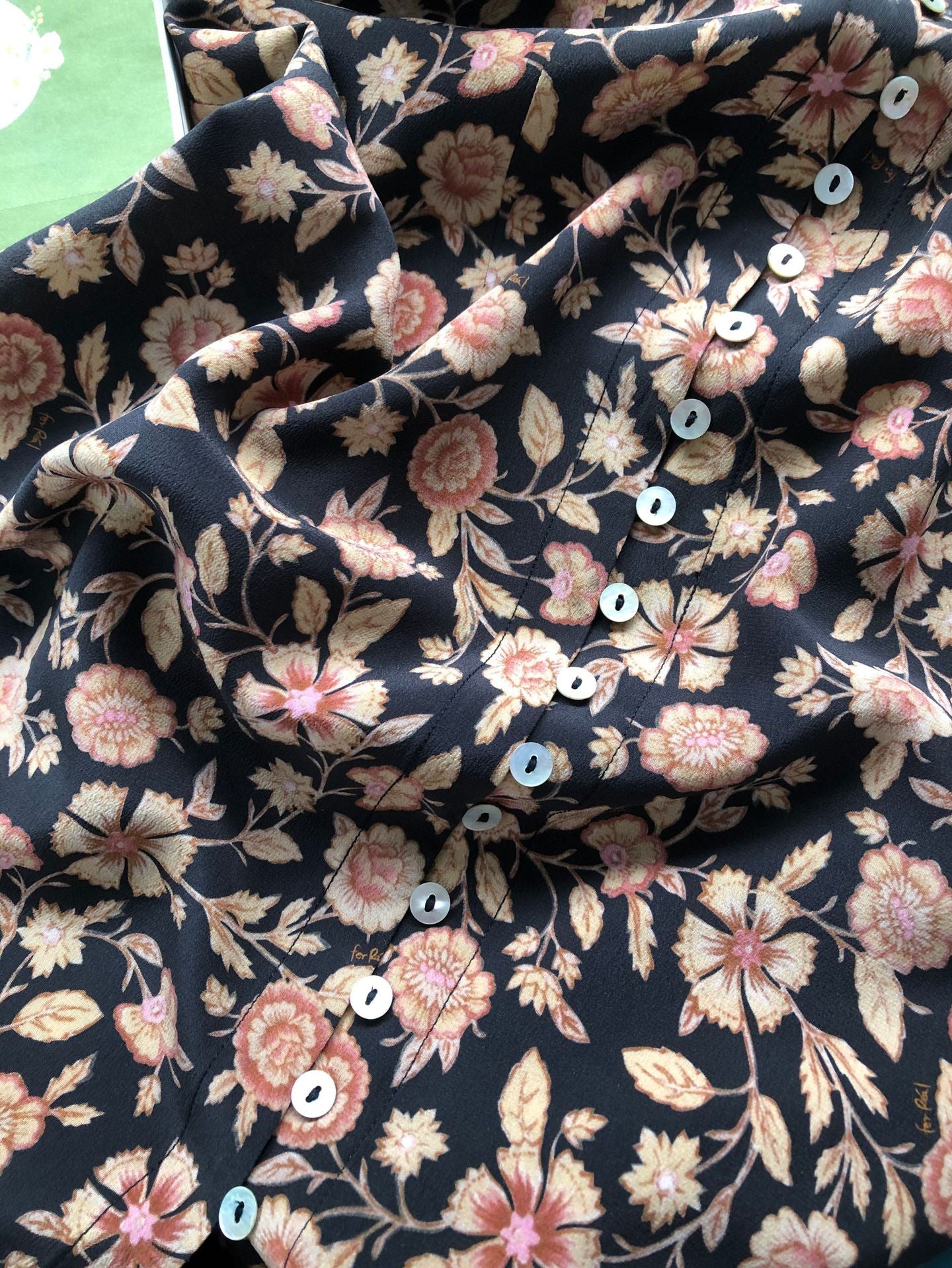 NoNothing | 100% pure silk v neck midi dress in floral print