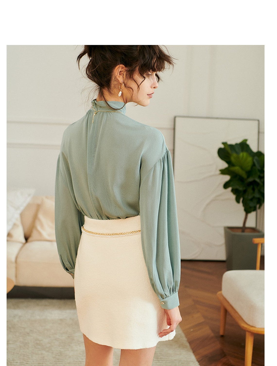 NoNothing | Luxurious silk mock neck blouse in light blue